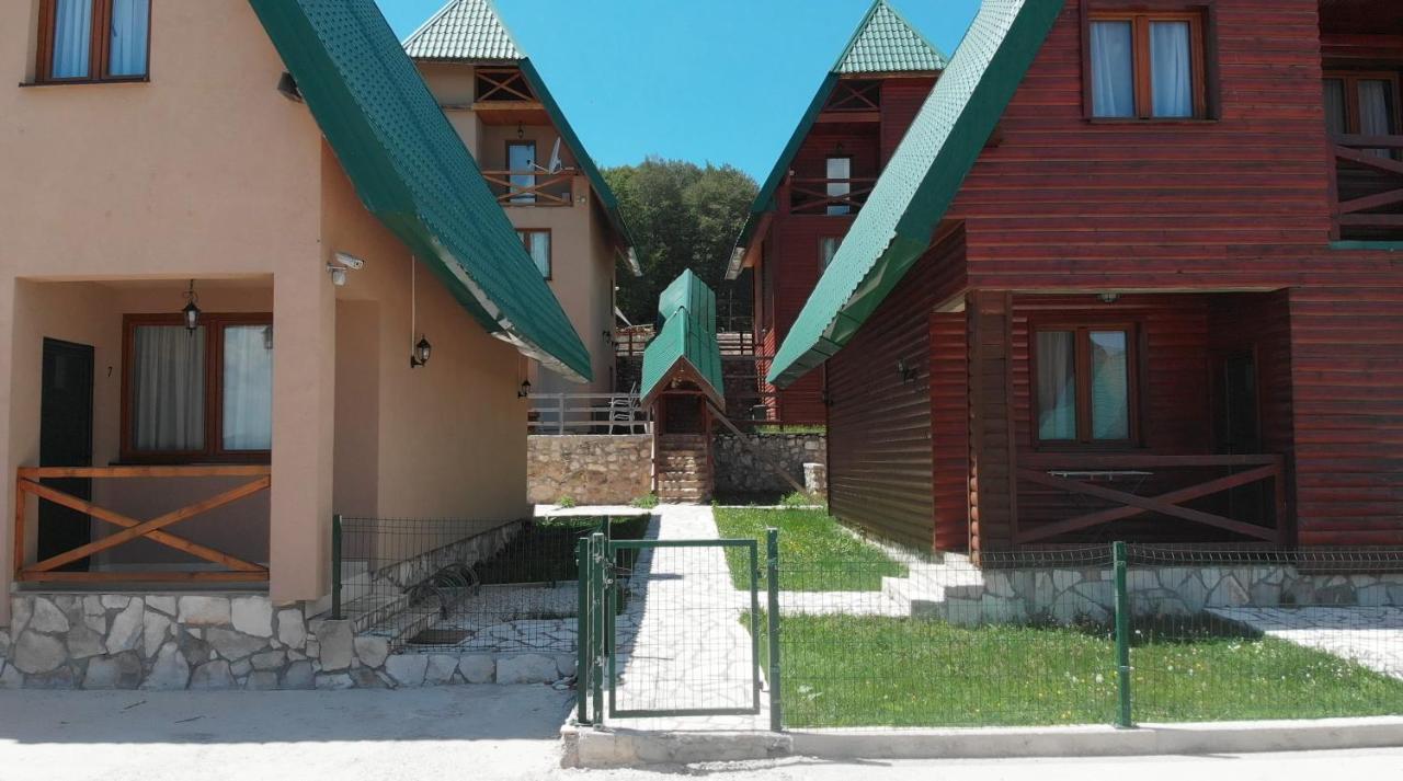 Apartment Complex "2313" Zabljak  Ngoại thất bức ảnh